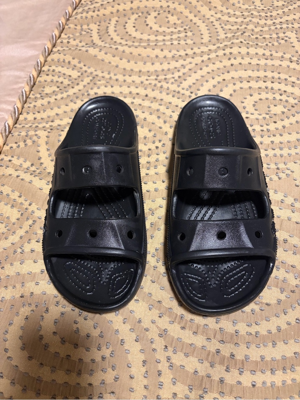 Crocs Classic Two-Strap Black Slide Sandals Size W7 / M5